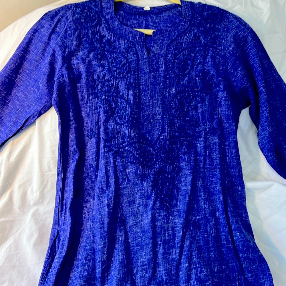 Kurtha size small purple. Cotton.  Size 4